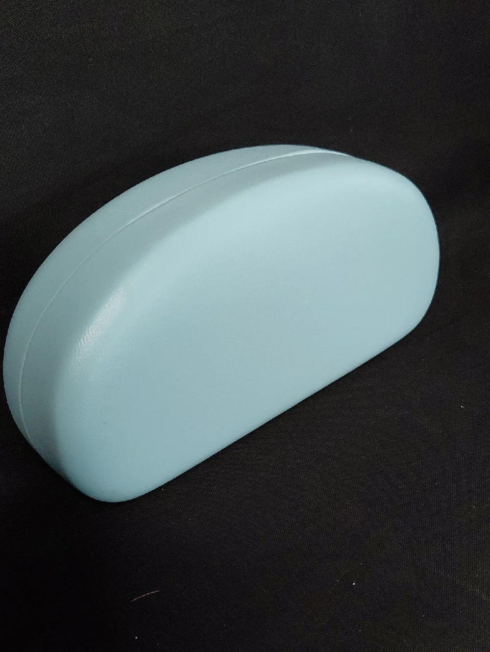 Nice Hand Designed Eyeglass Case - Picture 3 of 5